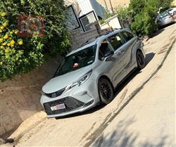 تويوتا سيينا